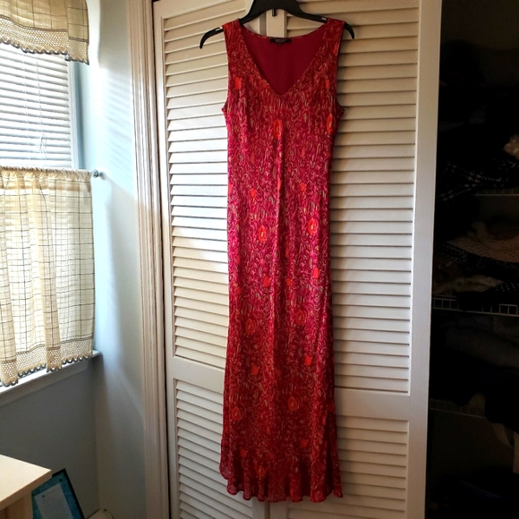 Long Dress - Picture 1 of 2